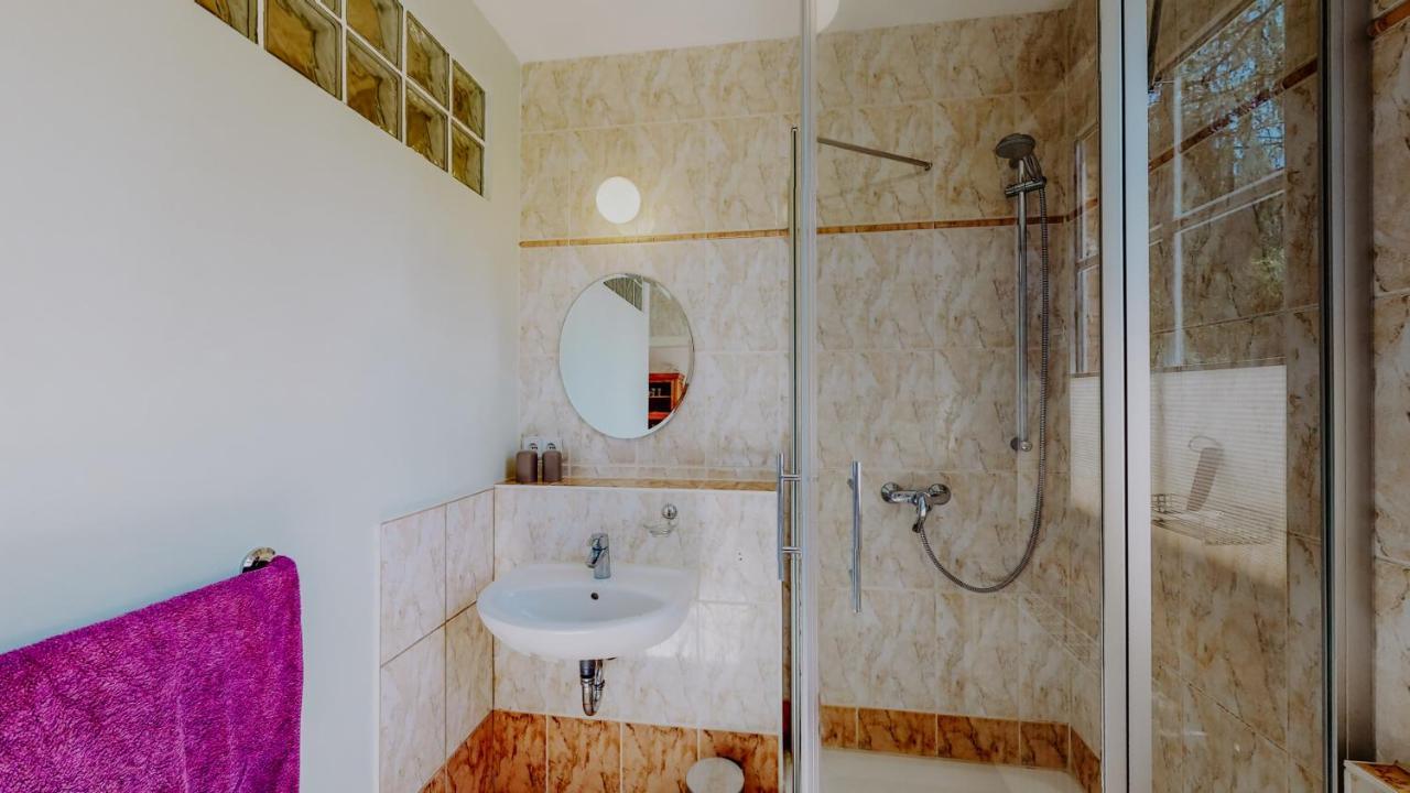 Landhaus Goldene Gans Gross Pankow  Ngoại thất bức ảnh