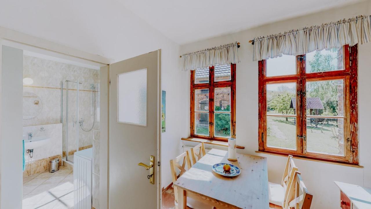 Landhaus Goldene Gans Gross Pankow  Ngoại thất bức ảnh