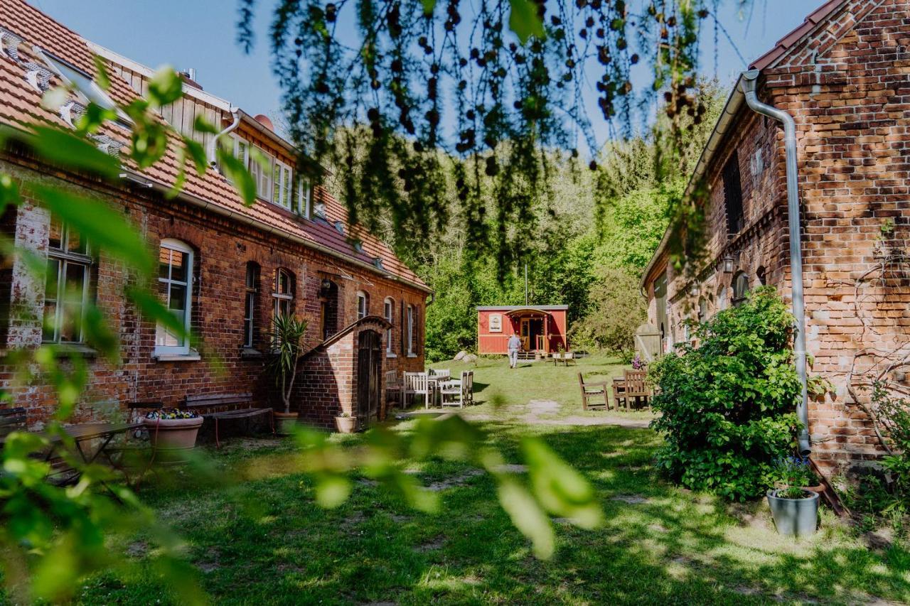 Landhaus Goldene Gans Gross Pankow  Ngoại thất bức ảnh